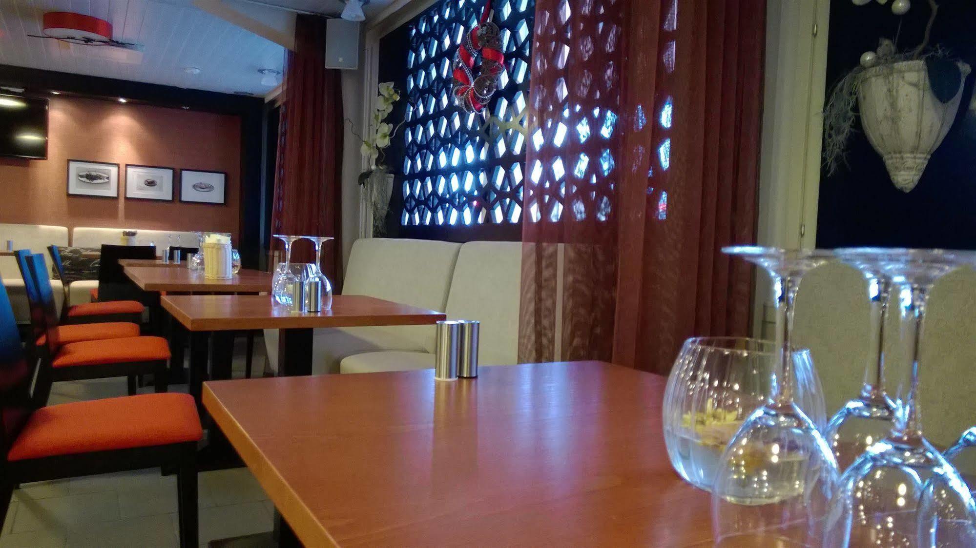 Hotel Pietari Kylliaeinen Savonlinna Exteriér fotografie